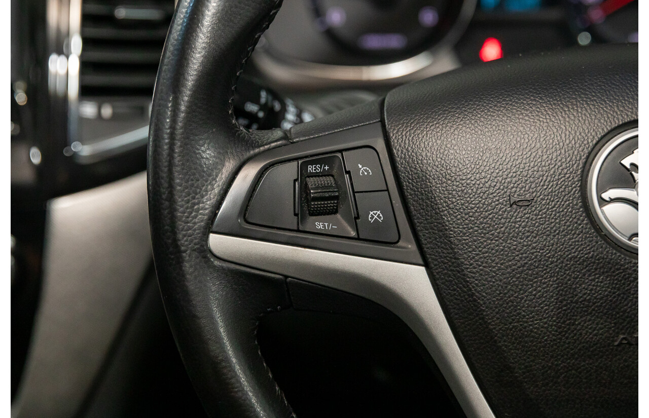 08/2017 Holden Captiva 7 LTZ (AWD) CG MY18 4d Wagon Nitrate Silver Metallic Turbo Diesel 2.2L