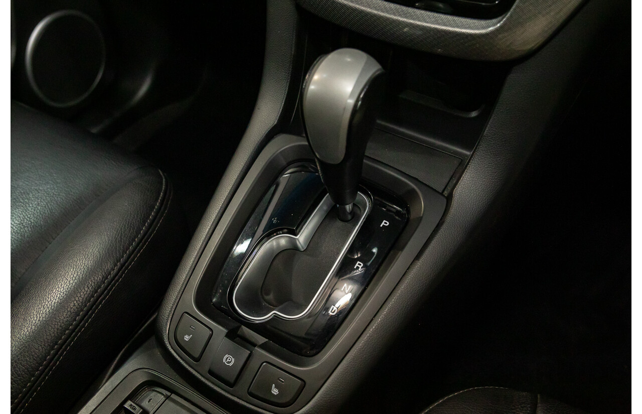 08/2017 Holden Captiva 7 LTZ (AWD) CG MY18 4d Wagon Nitrate Silver Metallic Turbo Diesel 2.2L