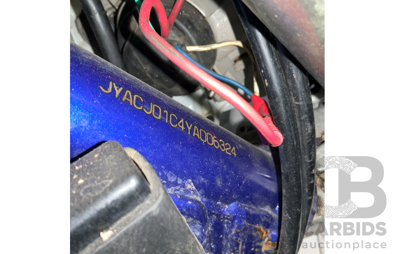 2000 Yamaha YZ400F Dirt Bike