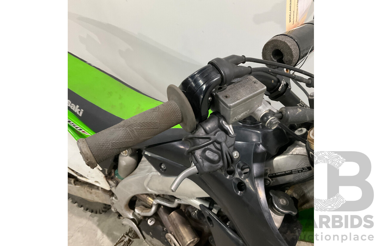 2010 Kawasaki KX450 Dirt Bike