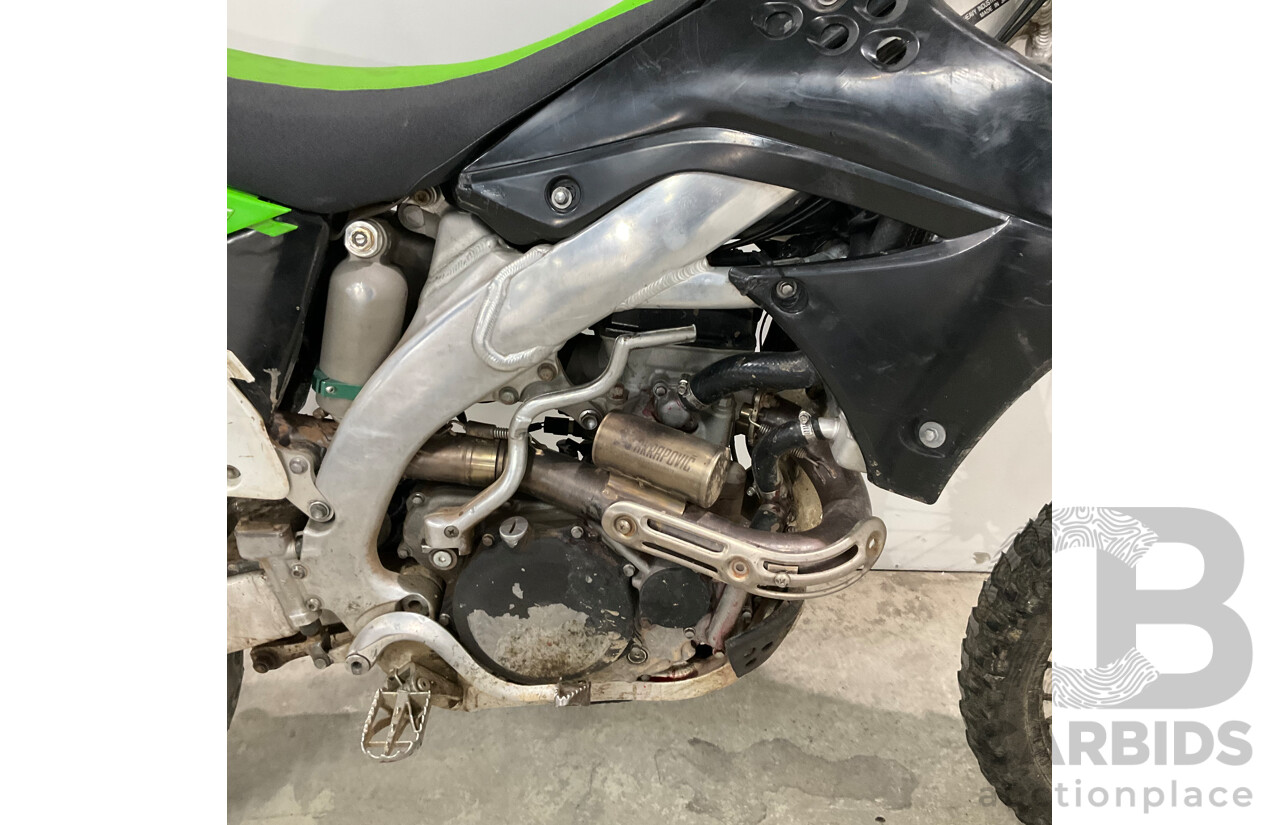 2010 Kawasaki KX450 Dirt Bike