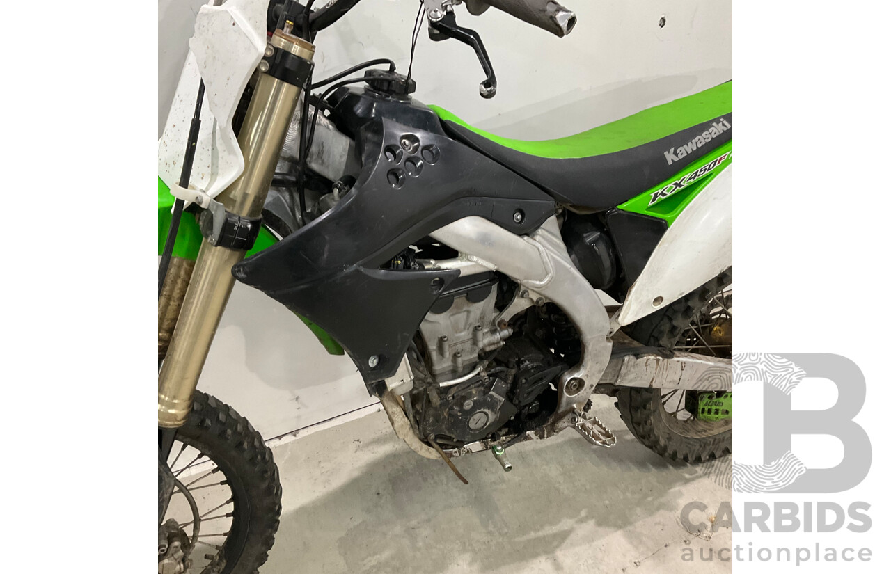 2010 Kawasaki KX450 Dirt Bike
