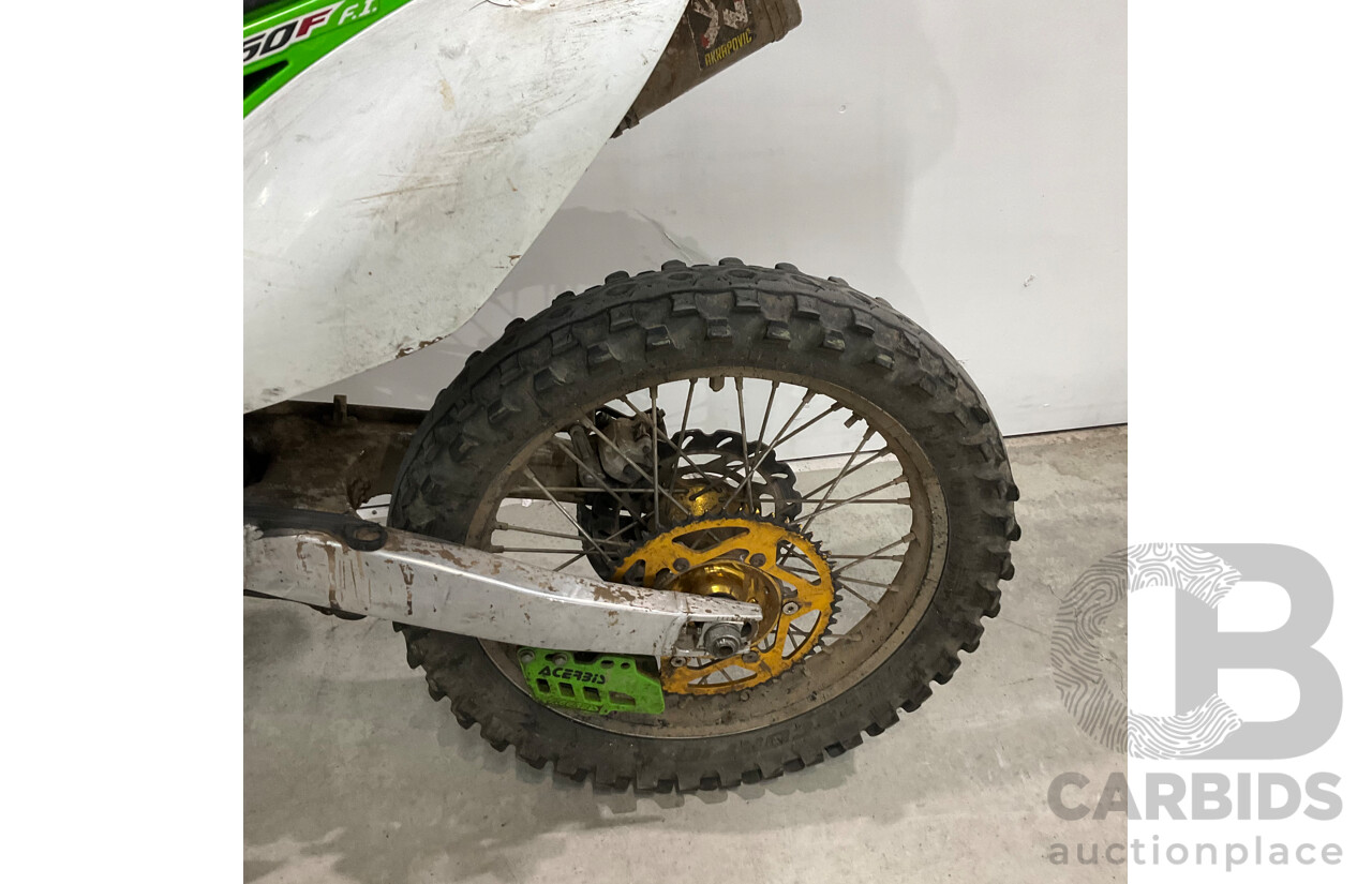 2010 Kawasaki KX450 Dirt Bike