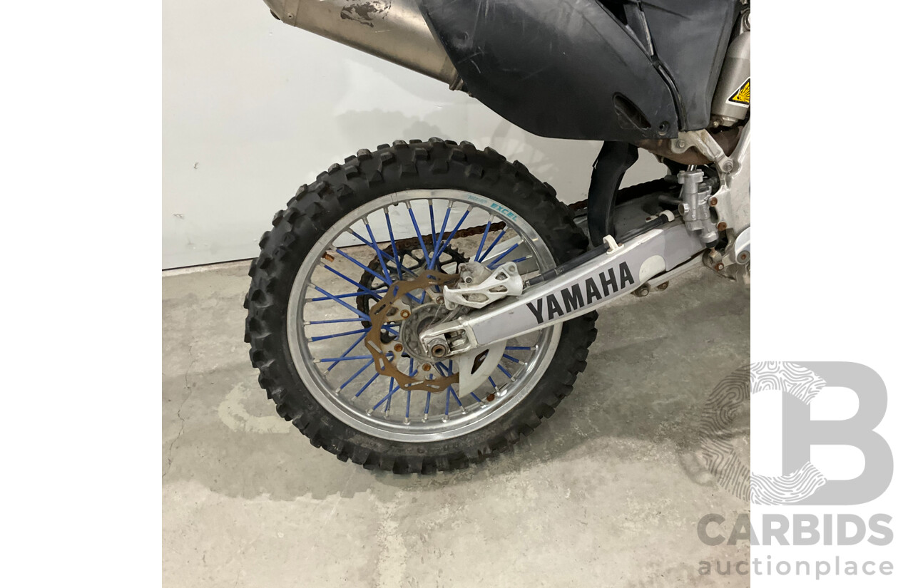 2009 Yamaha YZ450F Dirt Bike
