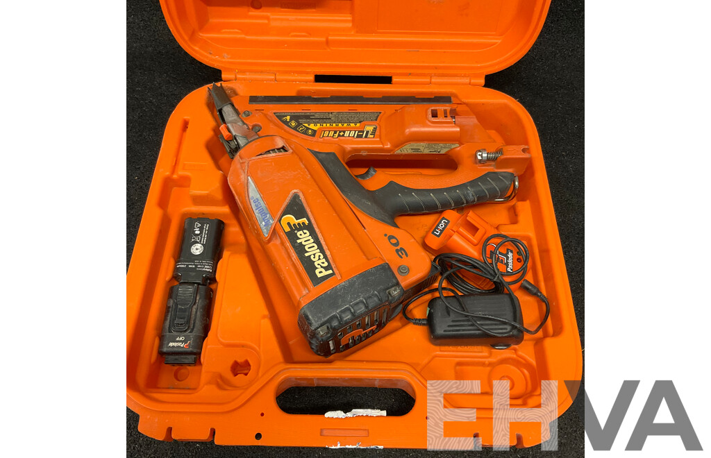 PASSLODE 30 Degree Framing Nailer with Two Batteries and Battery Charger