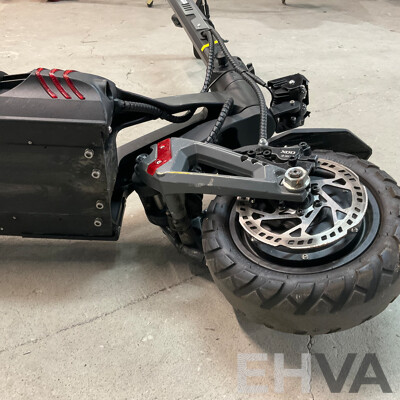 VELOZ GT Electric Scooter