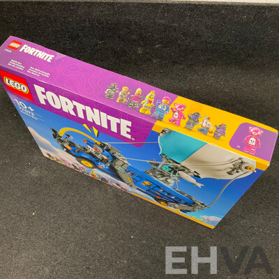 LEGO Fortnite (77073) Battle Bus Video Game Toy