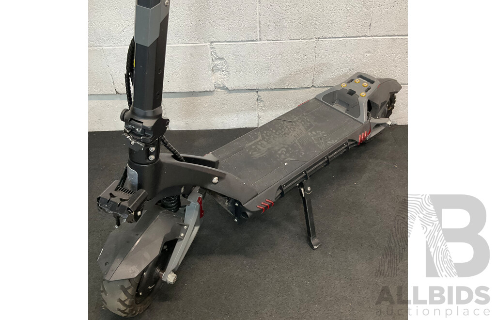 VELOZ GT Electric Scooter
