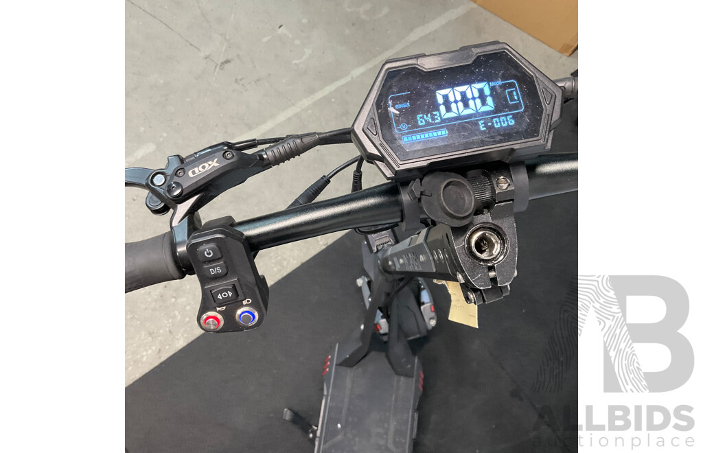 VELOZ GT Electric Scooter