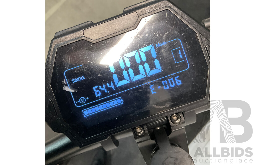 VELOZ GT Electric Scooter