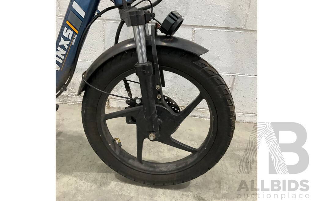 VINXS Electric Cargo Bike