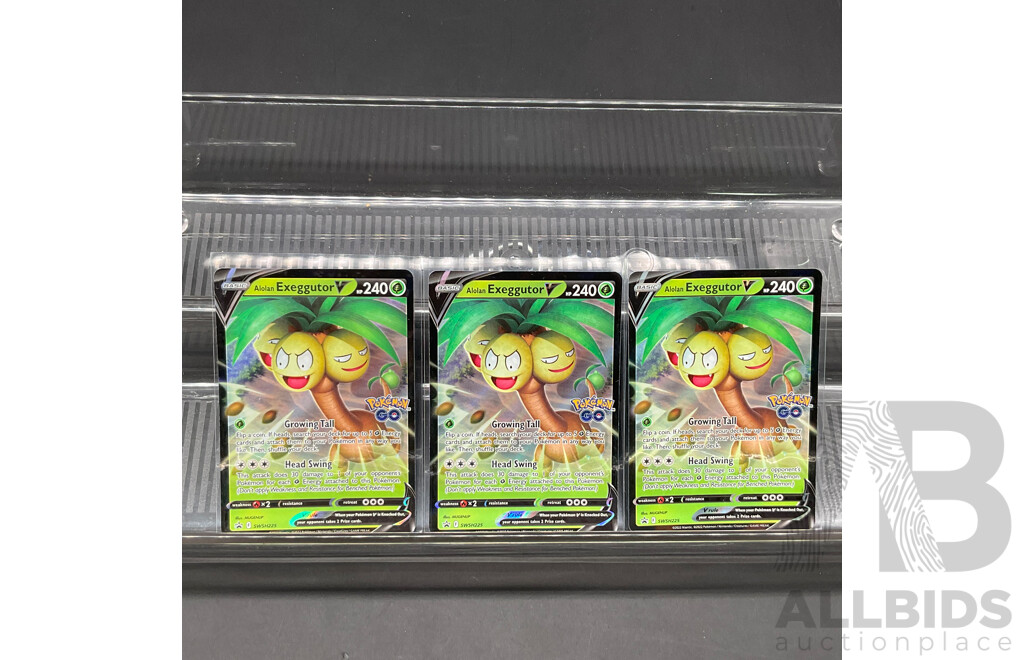 Pokemon V TCG Collection Includes Two Jumbo and V-Union (EN) - Lot of 19