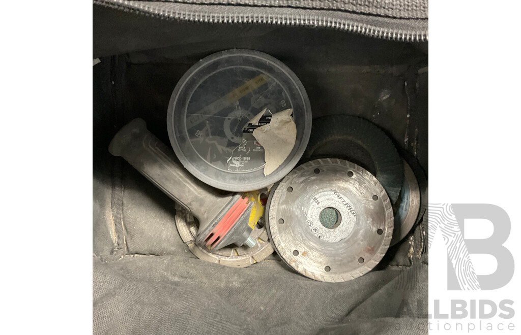 Bosch GWS- 18V-15P Cordless Angle Grinder with Assorted Accessories