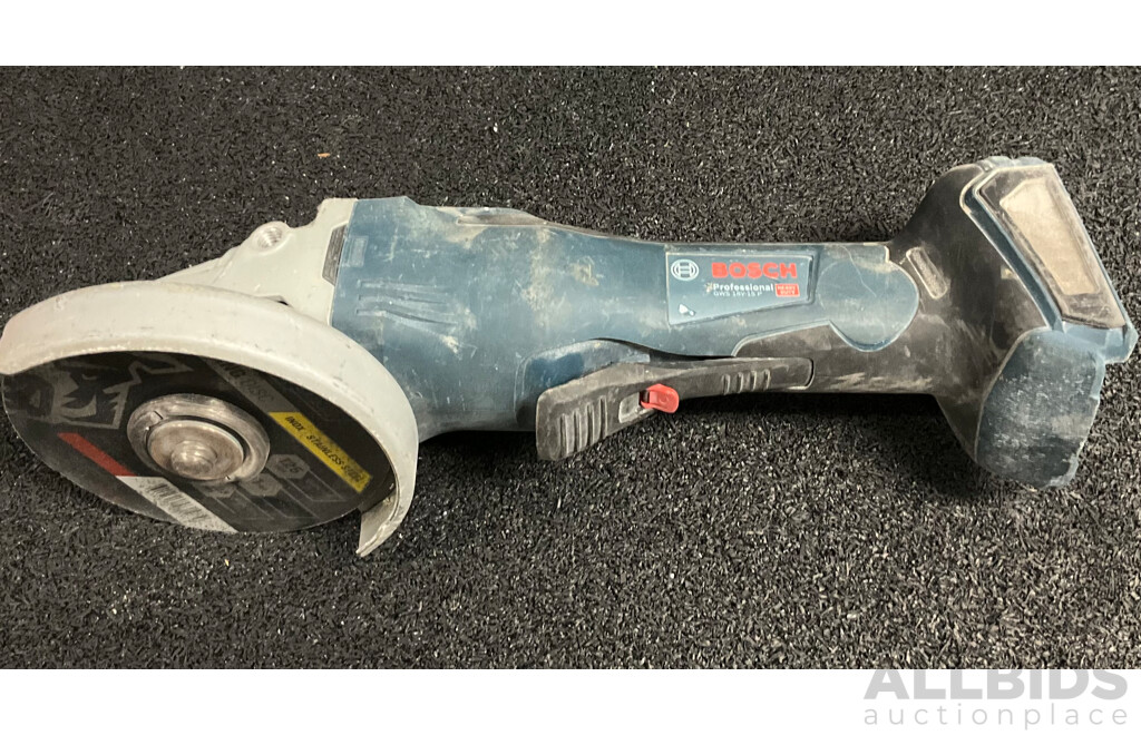 Bosch GWS- 18V-15P Cordless Angle Grinder with Assorted Accessories