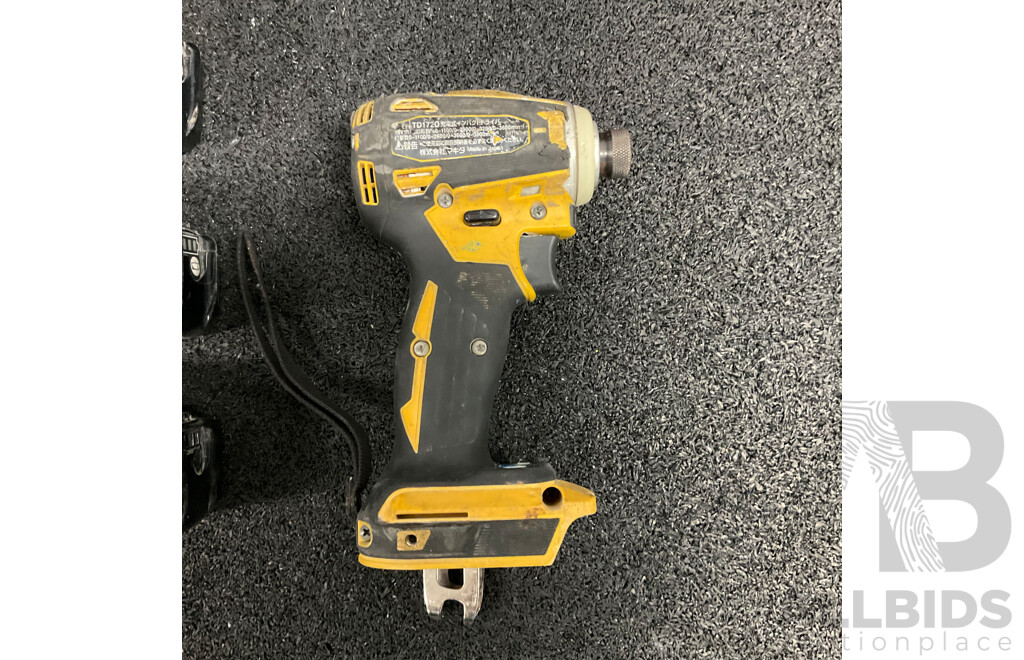 Makita TD172D Impact Driver (Japan) with 3 Batteries
