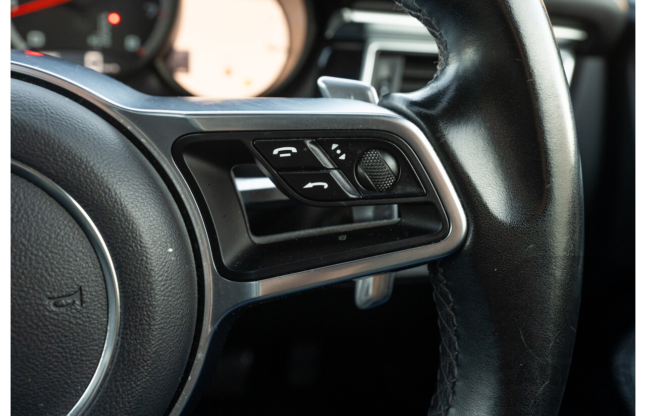 1/2018 Porsche Macan Turbo (AWD) 95B MY18 4D Wagon Agate Grey Metallic Twin Turbo V6 3.6L