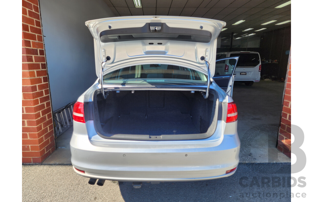 1/2015 Volkswagen Jetta 118 TSI Comfortline 1KM MY15 4d Sedan Silver 1.4L