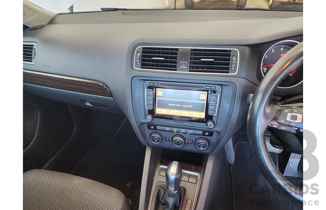 1/2015 Volkswagen Jetta 118 TSI Comfortline 1KM MY15 4d Sedan Silver 1.4L