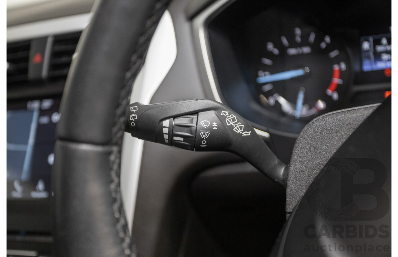 03/2017 Ford Mondeo Trend TDCi MD 4D Wagon White Turbo Diesel 2.0L