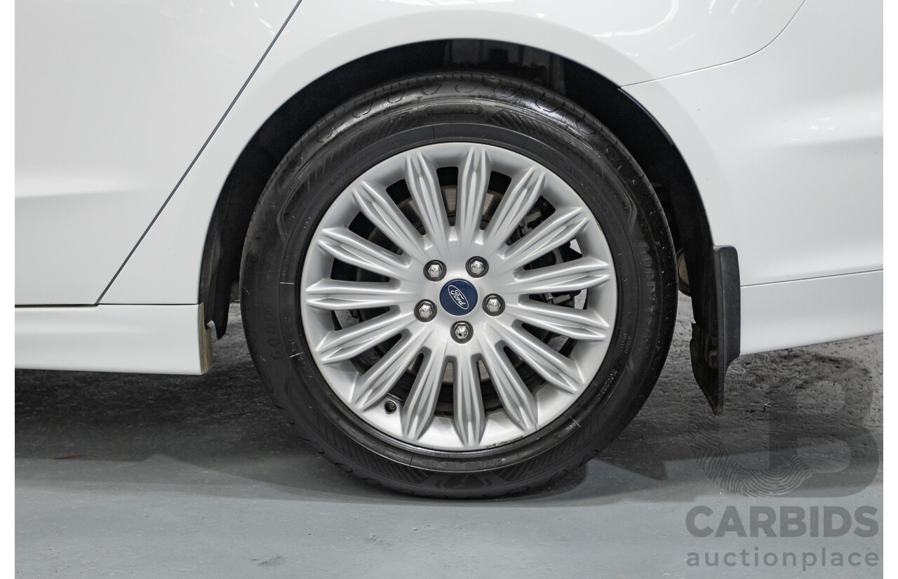 03/2017 Ford Mondeo Trend TDCi MD 4D Wagon White Turbo Diesel 2.0L