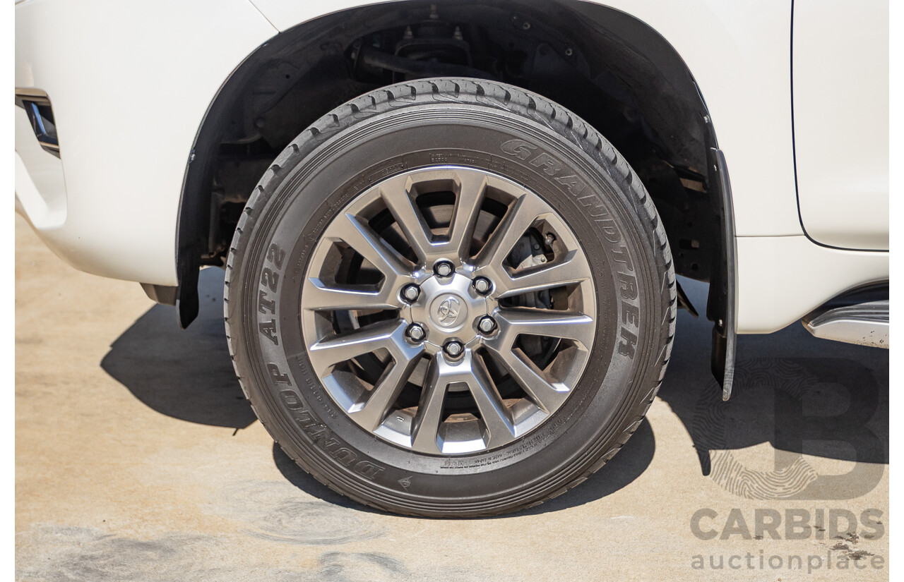 05/2020 Toyota Landcruiser PRADO VX (4x4) GDJ150R MY18 4D Wagon Pearl White Turbo Diesel 2.8L - 7 Seats