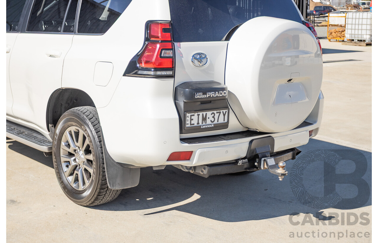 05/2020 Toyota Landcruiser PRADO VX (4x4) GDJ150R MY18 4D Wagon Pearl White Turbo Diesel 2.8L - 7 Seats