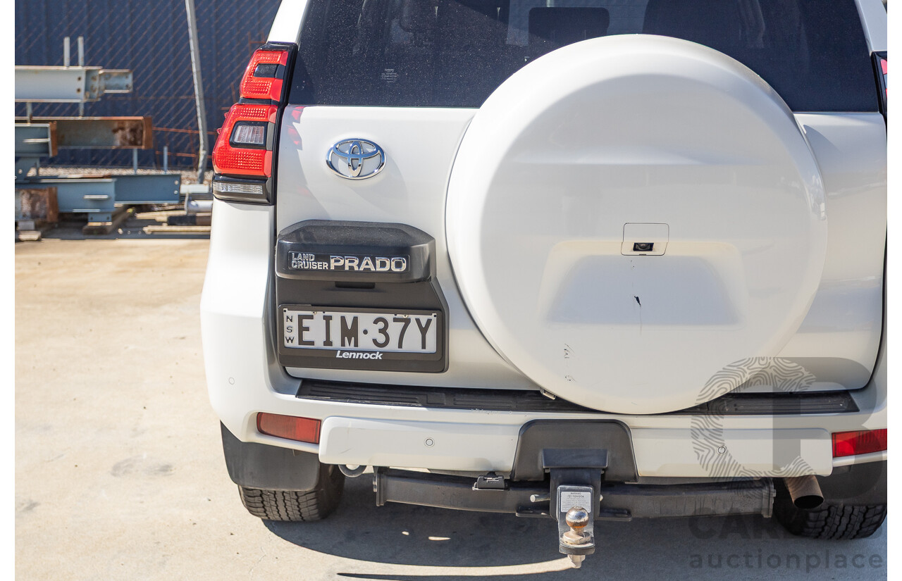 05/2020 Toyota Landcruiser PRADO VX (4x4) GDJ150R MY18 4D Wagon Pearl White Turbo Diesel 2.8L - 7 Seats