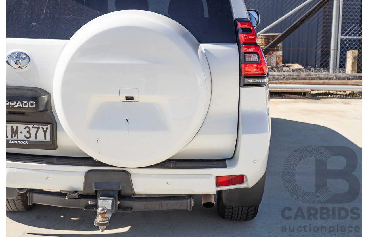 05/2020 Toyota Landcruiser PRADO VX (4x4) GDJ150R MY18 4D Wagon Pearl White Turbo Diesel 2.8L - 7 Seats
