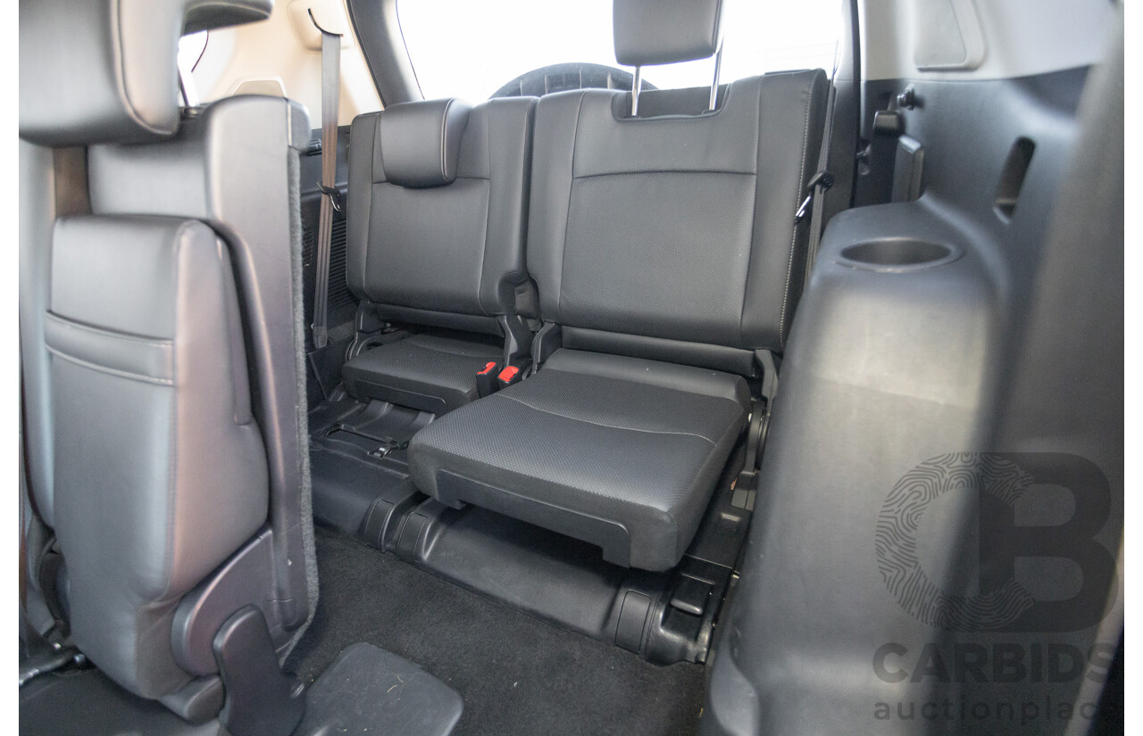 05/2020 Toyota Landcruiser PRADO VX (4x4) GDJ150R MY18 4D Wagon Pearl White Turbo Diesel 2.8L - 7 Seats