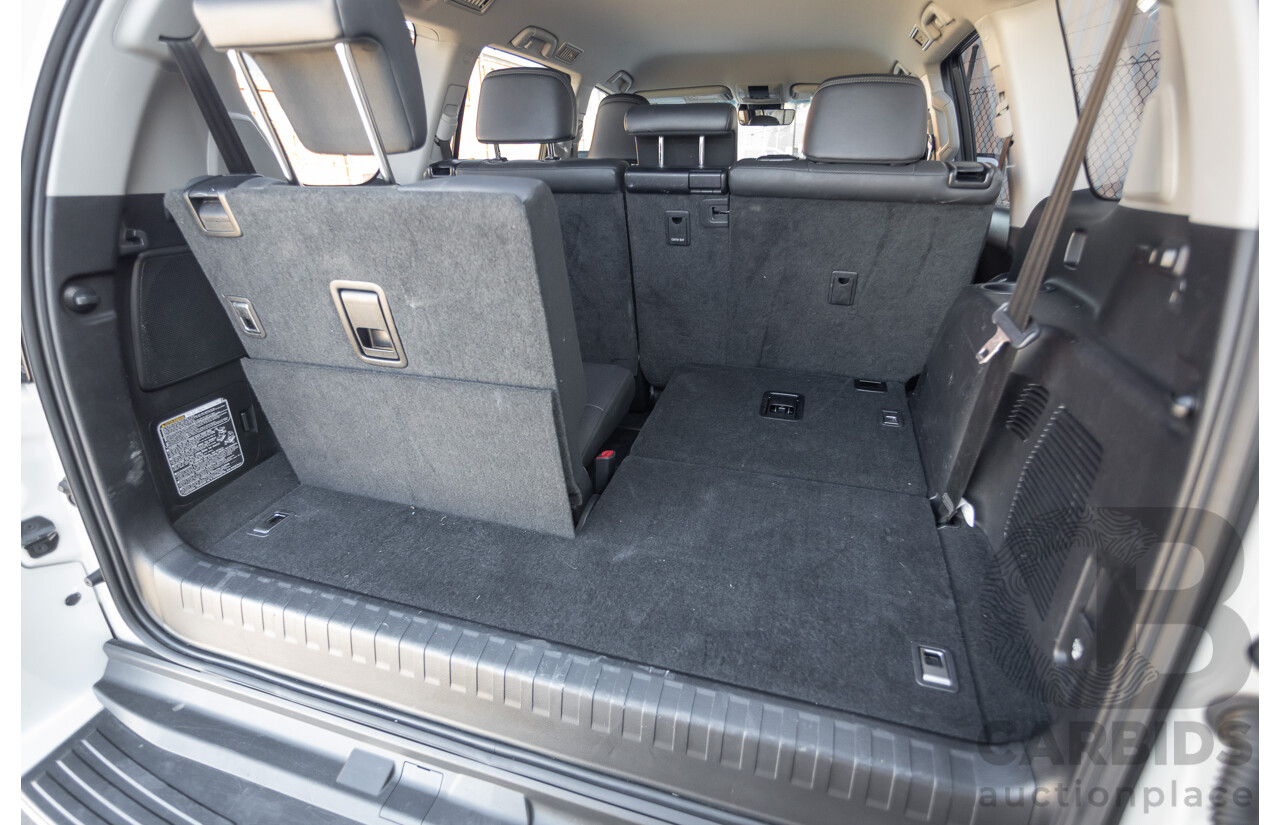 05/2020 Toyota Landcruiser PRADO VX (4x4) GDJ150R MY18 4D Wagon Pearl White Turbo Diesel 2.8L - 7 Seats