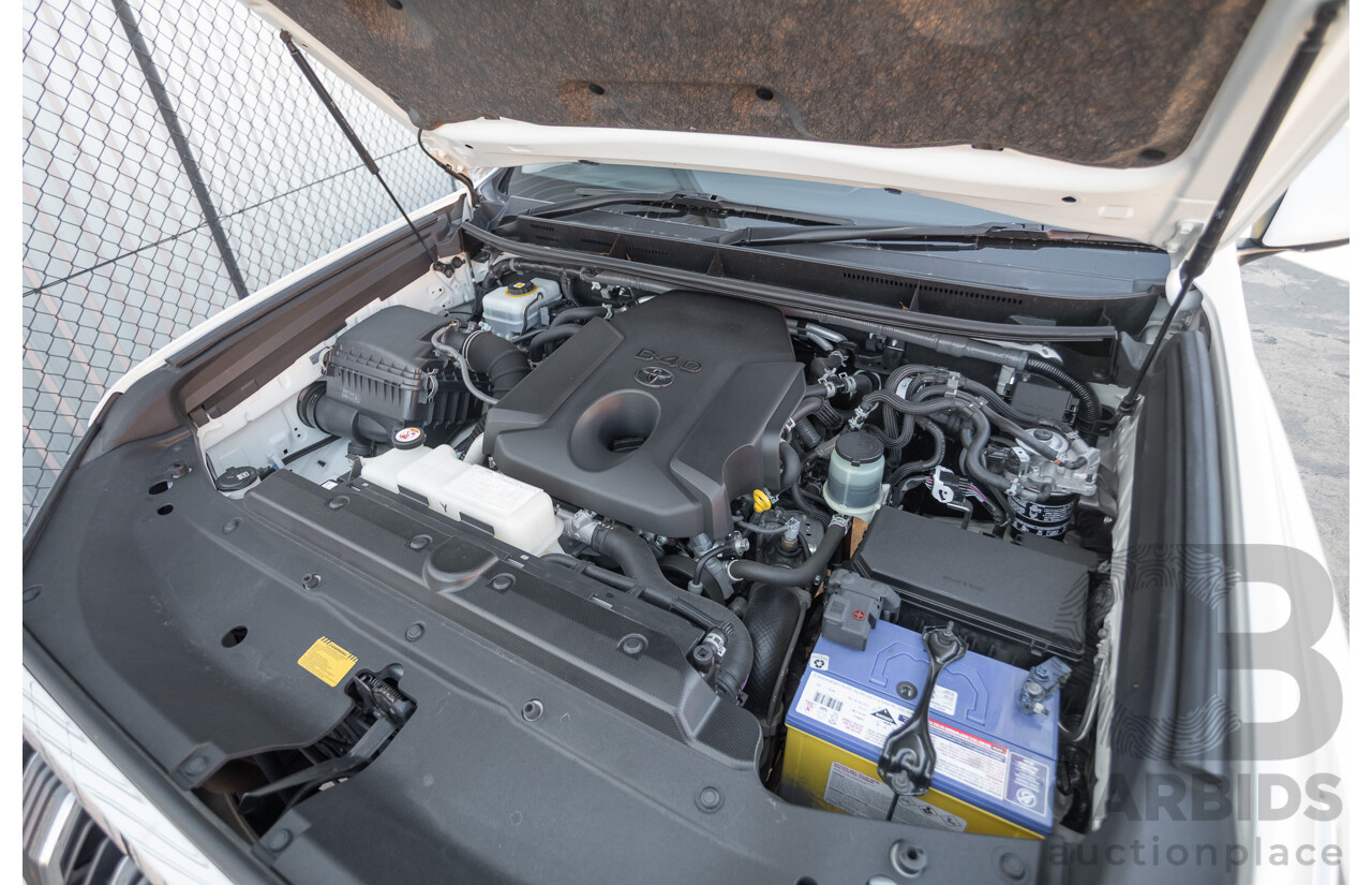 05/2020 Toyota Landcruiser PRADO VX (4x4) GDJ150R MY18 4D Wagon Pearl White Turbo Diesel 2.8L - 7 Seats