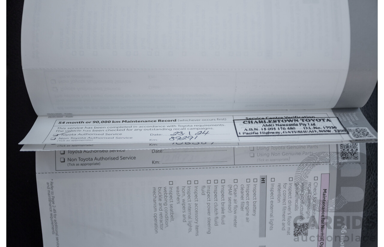 05/2020 Toyota Landcruiser PRADO VX (4x4) GDJ150R MY18 4D Wagon Pearl White Turbo Diesel 2.8L - 7 Seats