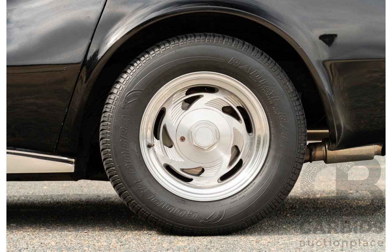 11/1975 Chevrolet Corvette C3 Stingray 2d Coupe Black V8 5.7L