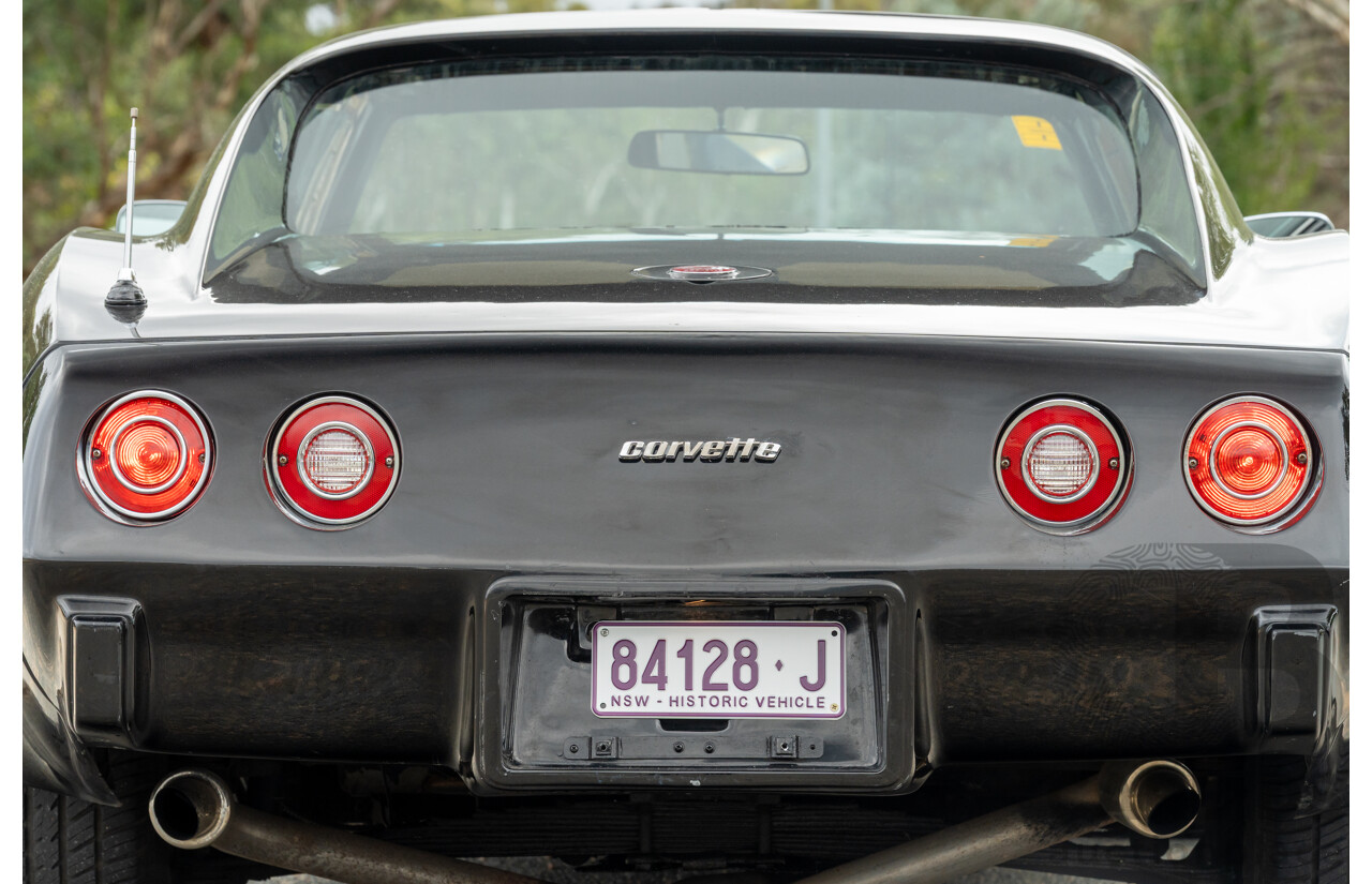 11/1975 Chevrolet Corvette C3 Stingray 2d Coupe Black V8 5.7L
