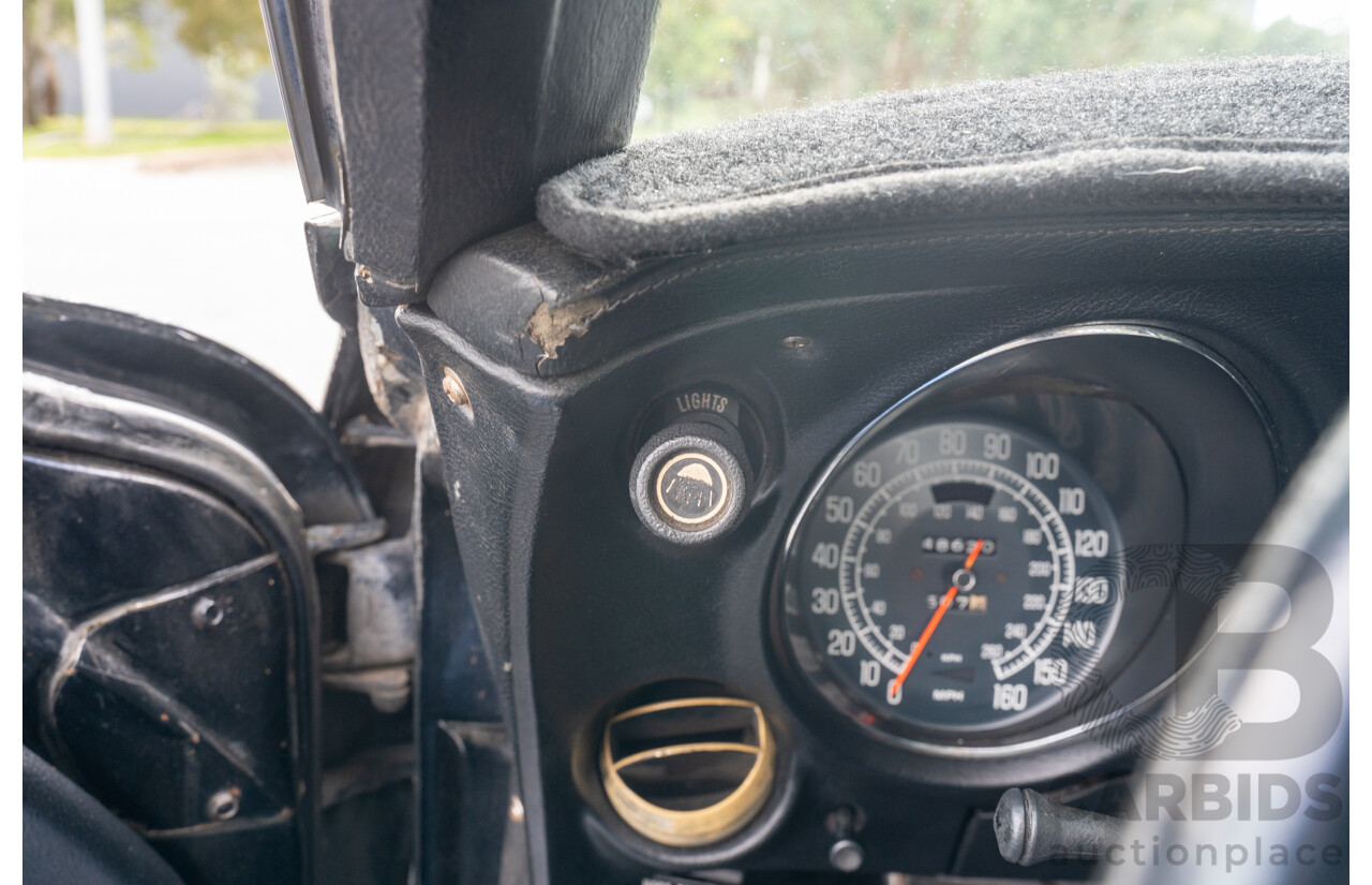 11/1975 Chevrolet Corvette C3 Stingray 2d Coupe Black V8 5.7L