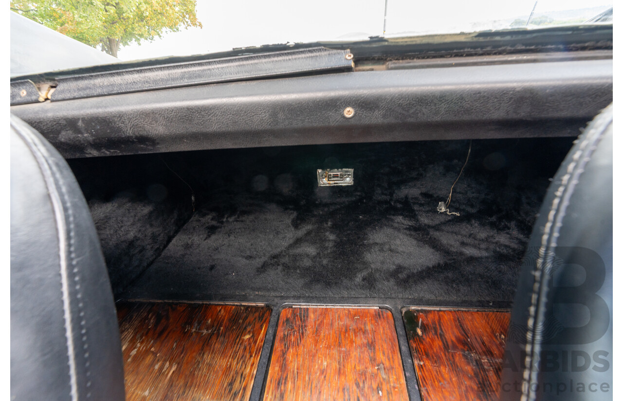 11/1975 Chevrolet Corvette C3 Stingray 2d Coupe Black V8 5.7L