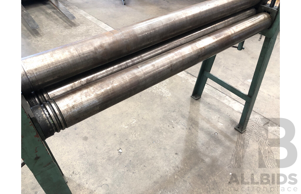 Chalmers and Corner 1270mm Manual Sheet Metal Roller