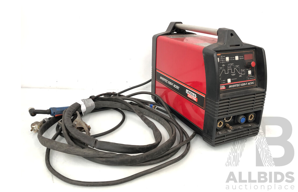 Lincoln Electric Invertec V205-T AC/DC Mig Welder