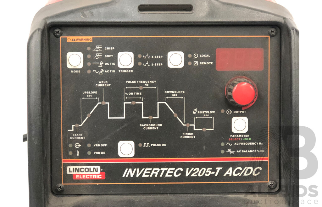 Lincoln Electric Invertec V205-T AC/DC Mig Welder