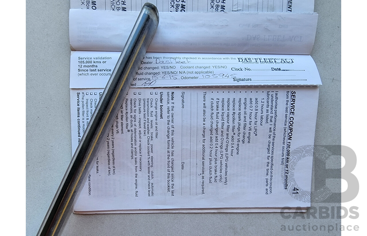 10/2010 Holden Calais  VE MY10 4d Sportwagon Silver 3.6L