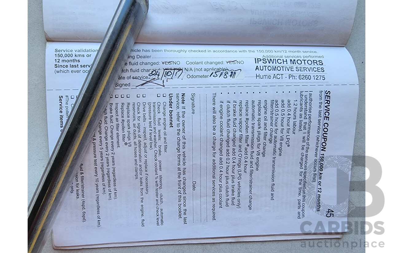 10/2010 Holden Calais  VE MY10 4d Sportwagon Silver 3.6L