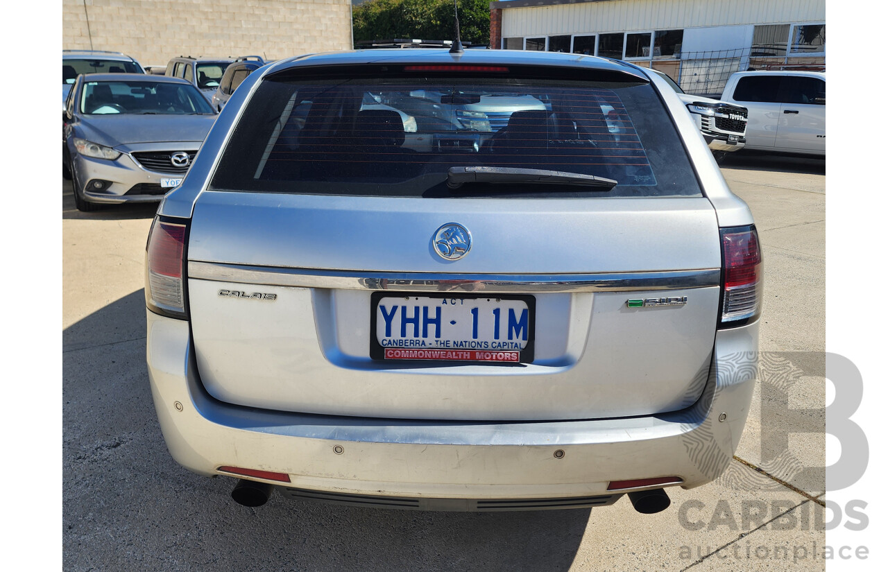 10/2010 Holden Calais  VE MY10 4d Sportwagon Silver 3.6L