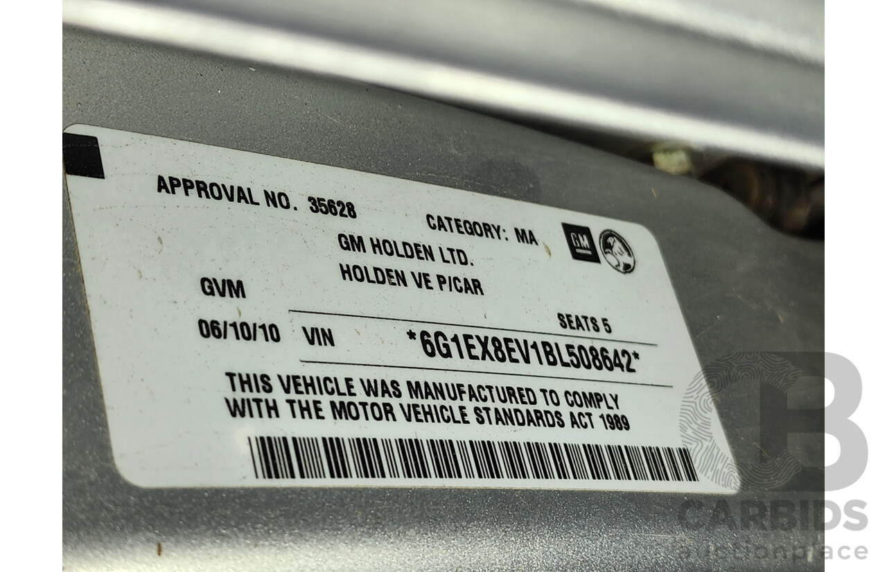 10/2010 Holden Calais  VE MY10 4d Sportwagon Silver 3.6L