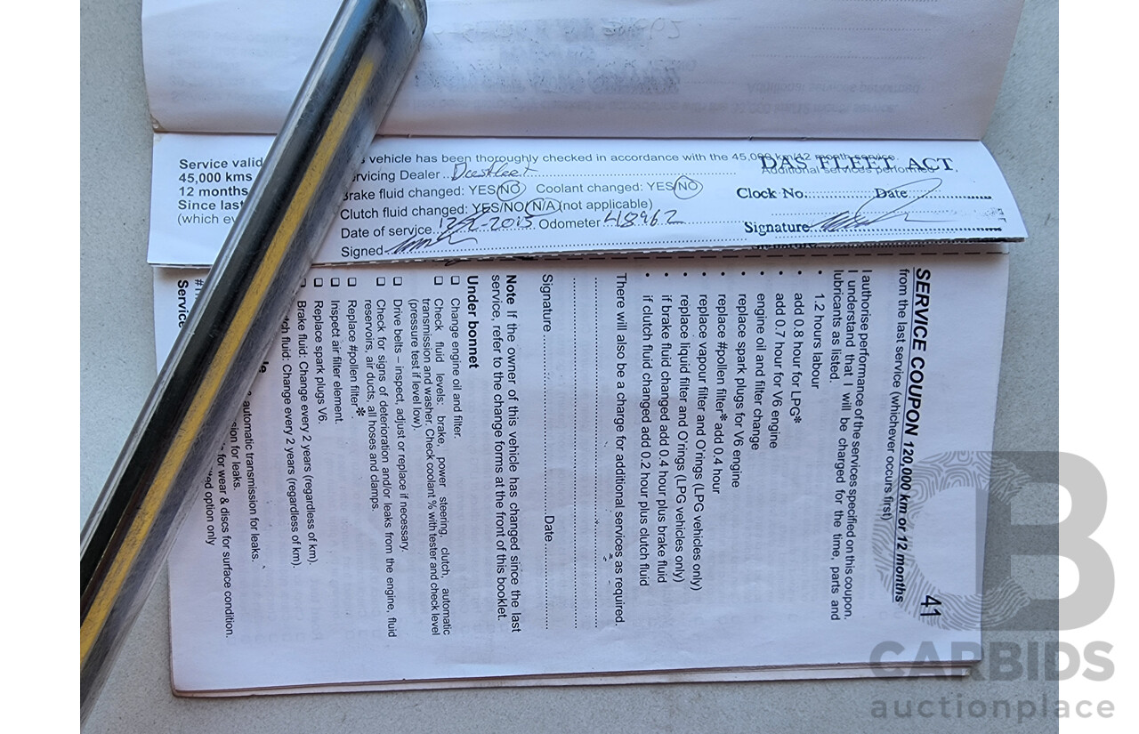 10/2010 Holden Calais  VE MY10 4d Sportwagon Silver 3.6L