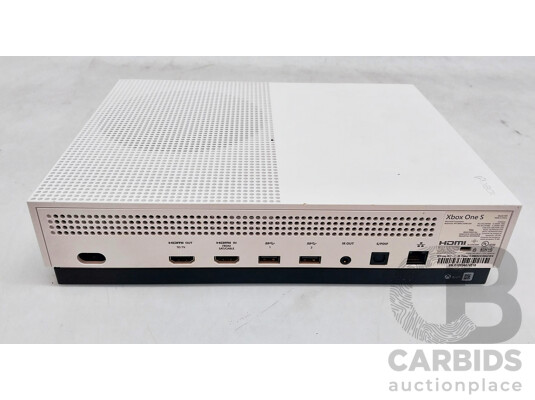 Microsoft (1681) Xbox One S Console