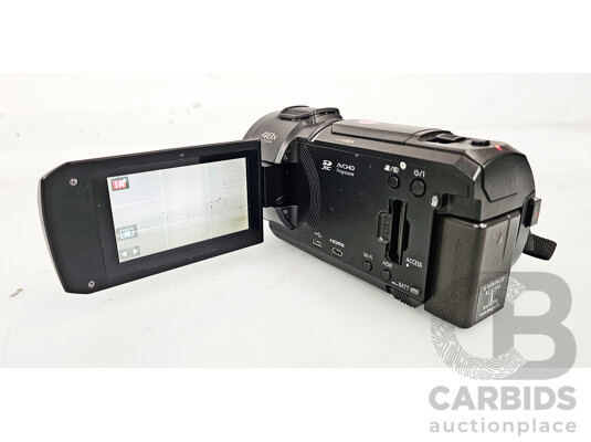 Panasonic (HC-V800) Full HD Video Camera