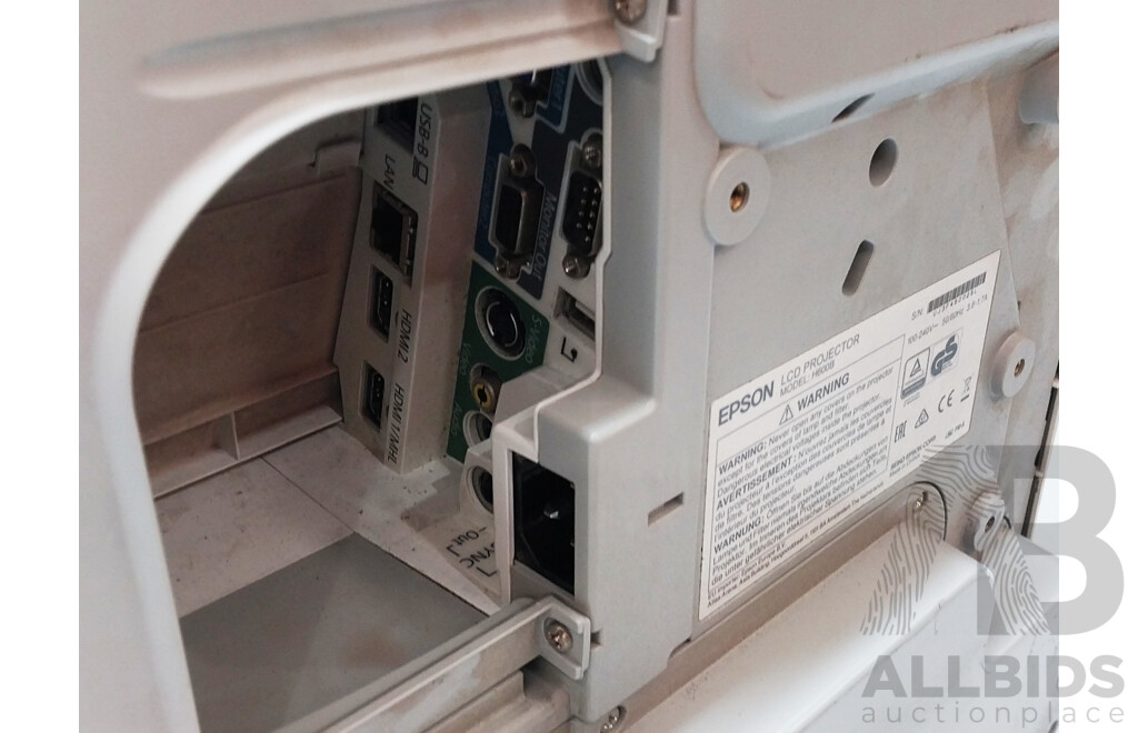 Epson (EB-585Wi) WXGA 3LCD Projector