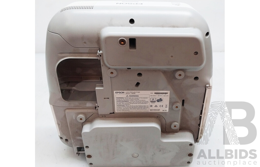 Epson (EB-585Wi) WXGA 3LCD Projector