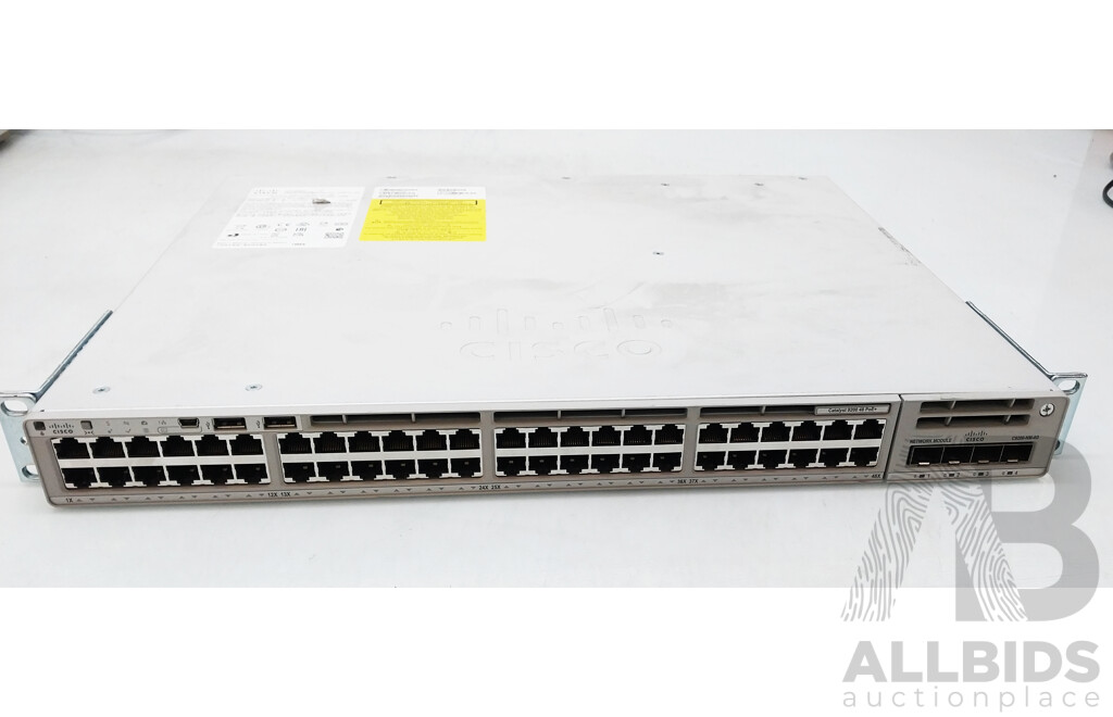 Cisco Catalyst (C9200-48P-E) 9200 48 PoE+ 48-Port Gigabit Ethernet Switch
