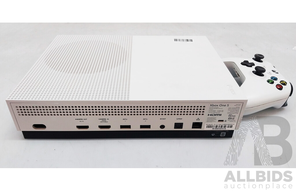 Microsoft (1681) Xbox One S Console W/ Controller